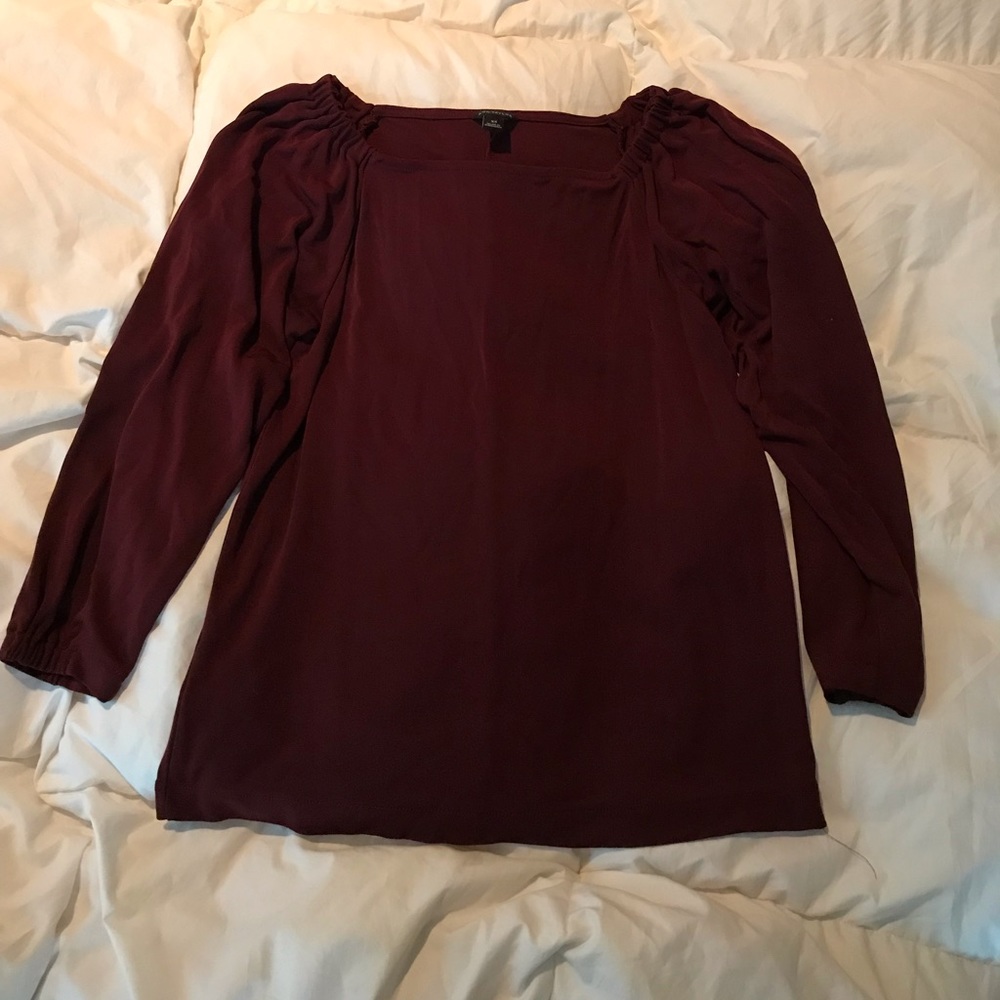 Ann Taylor Blouse Size XS Wine